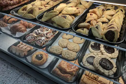 Dudley's Bakery photo 1